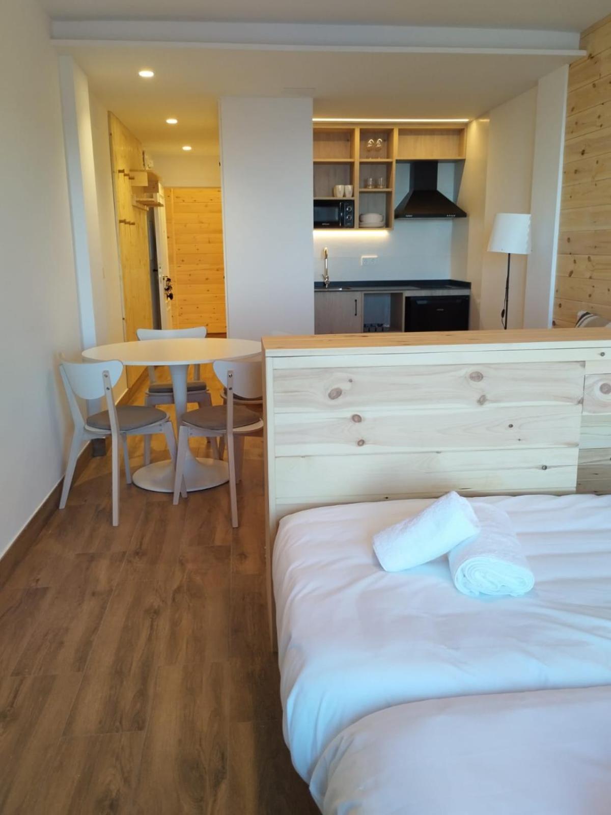Montreal Premium